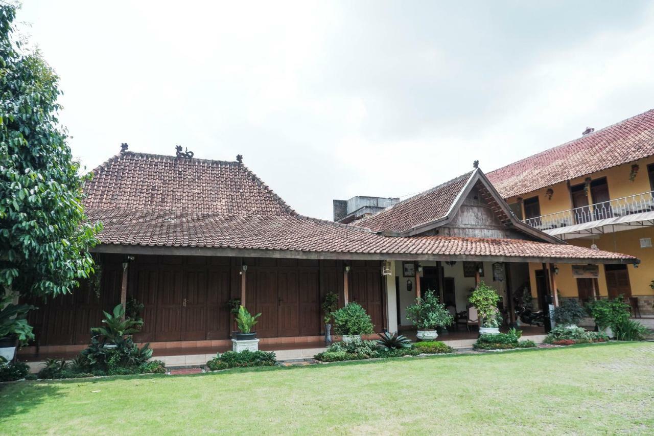 Oyo 405 Wisma Yosoputro Tanjungtirto エクステリア 写真