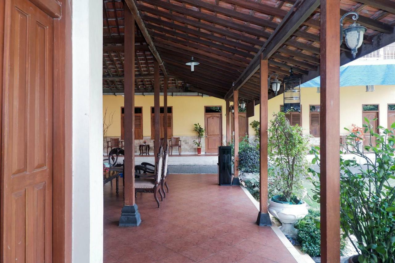 Oyo 405 Wisma Yosoputro Tanjungtirto エクステリア 写真