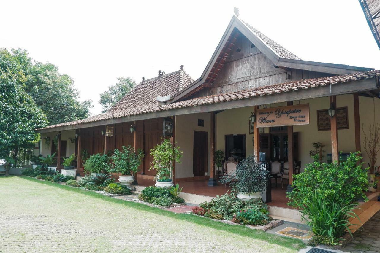 Oyo 405 Wisma Yosoputro Tanjungtirto エクステリア 写真
