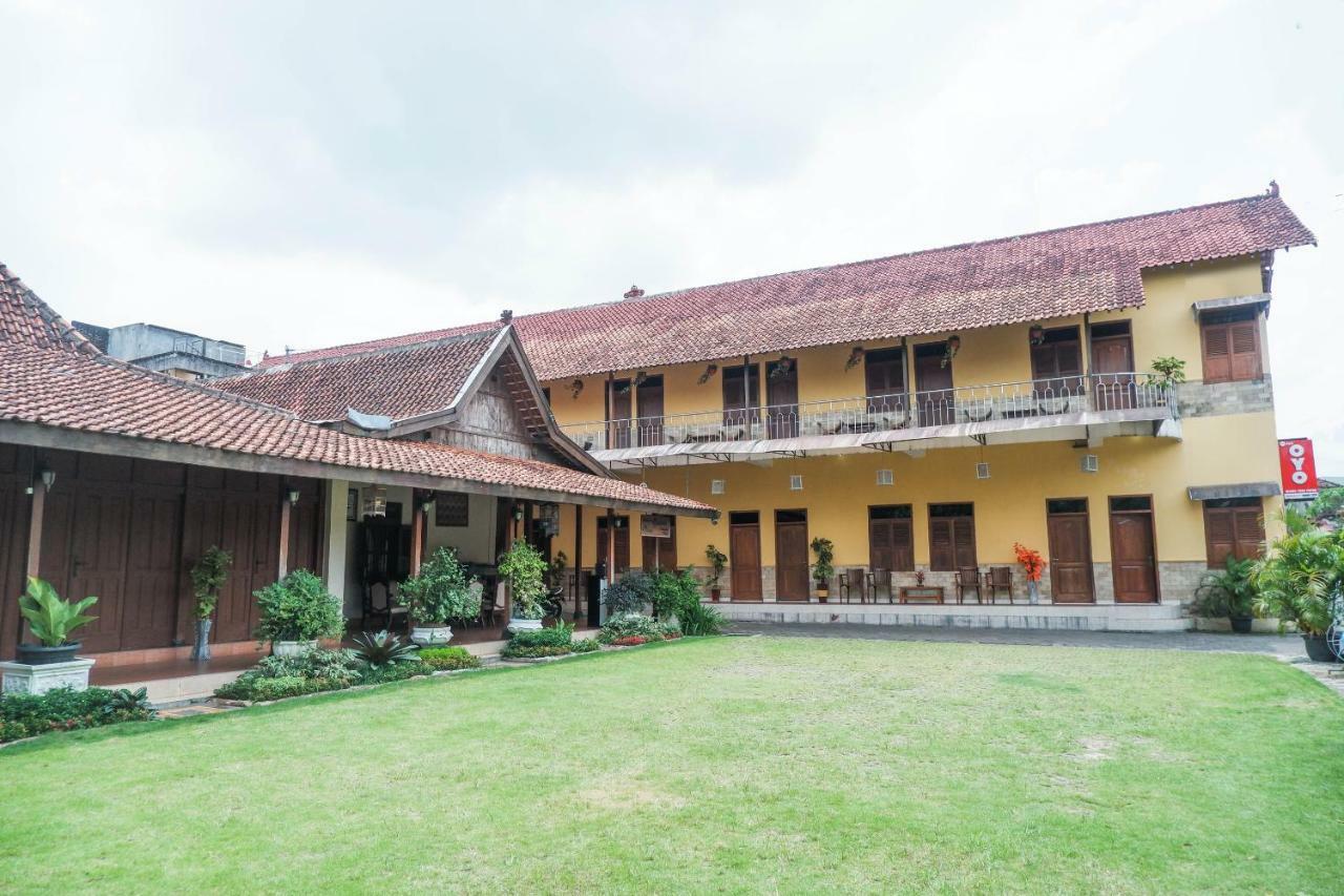 Oyo 405 Wisma Yosoputro Tanjungtirto エクステリア 写真